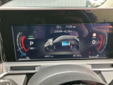 メーター内のディスプレイには運転をサポートするさまざまな情報を表示。