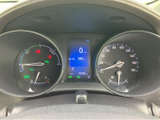視認性の高いメーターで、運転に必要な情報を的確に把握。落ち着いた雰囲気で、ドライバーをサポートします。