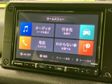 様々な情報を分かりやすく表示。車両の状態や設定を把握しやすく、快適なドライブをサポートします。運転に必要な情報を的確に提供します。