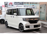 スポーティ&スタイリッシュな印象を放つ、大型テールゲートスポイラー♪360&deg;スーパーUV・IRカットパッケージで紫外線からお肌を守ります。