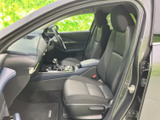 ドライバー視点からの眺めは、広々として開放感があります。運転に集中できる、快適な空間です。