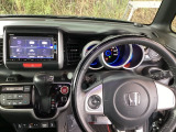 ホンダ純正メモリーナビ搭載ですので、遠距離へのお出かけもお任せ下さい。