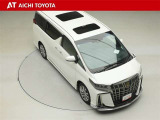 両側パワースライドドア付きだから、狭い駐車スペースなどでの乗り降りラクラク♪小さなお子さまのいるご家庭には嬉しい装備です。