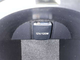 シガーソケット用の充電器が使用可能です!