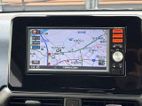 多機能ナビゲーションがあなたをしっかり目的地までサポートします。スマホのナビとは自車位置精度が違います。純正ナビなら保証も対象で安心です。