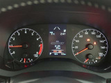 メーターはスッキリとしたデザインで、とても見やすく、安全運転のお役に立ちます。