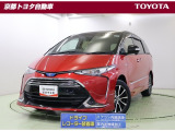 流線型の丸みを帯びた外観が特徴的な【エスティマ】。モデリスタのスポイラーで存在感がアップした4WDハイブリッドです。広い室内とシートアレンジのバリエーションの豊富さで根強い人気のある車です。