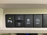 視認性の高いメーターパネルは、運転に必要な情報をしっかりと表示。運転に集中できる環境を提供します。