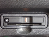 ■【ETC車載器】が装備されています。セットアップをしてお渡しとなり、ETCカードを差し込むだけで高速道路の利用が可能です。