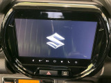 【純正9型ナビ】人気の純正ナビを装備しております。ナビの使いやすさはもちろん、オーディオ機能も充実!キャンプや旅行はもちろん、通勤や買い物など普段のドライブも楽しくなるは