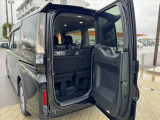 仕入先はオークションだけでなく、お得な下取り車や買取直販車もどんどん入荷中でございます★