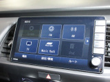 ナビゲーションは純正メモリーナビ(VXU-225FTi)を装着しております。AM、FM、CD、DVD再生、Bluetooth、音楽録音再生、フルセグTVがご使用いただけます。
