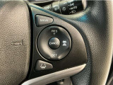 【アダプティブ・クルーズ・コントロール】予め設定した車速内でクルマが自動的に加減速。 前走車との適切な車間距離を維持しながら追従走行し、高速道路でのドライバーの疲労を軽減してくれる嬉しい機能付♪