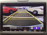 ◆リアカメラを装備、後退時にカメラの画像をナビ画面に表示、駐車場で活躍してくれる嬉しい便利機能、雨天や夜間の駐車も安心