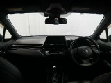 見通しのよいすっきりとした視界で、誰でも運転しやすいです。運転のしやすさは疲れにくさにも繋がりますよ♪