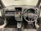 納車前にはプロのメカニックが点検、整備を行いますので安心してお乗り頂けます!!