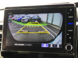 ◆◆バックカメラの画像です。ガイドラインがスムースな車庫入れをサポートいたします!車庫入れの安心感がアップしますね☆