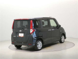 大きすぎず、小さすぎず、運転もしやすくシートアレンジも多彩で、どの世代の方にも気に入っていただけるお車です♪