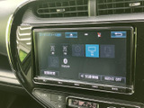 お好みの音楽を高品質で楽しめるオーディオシステム。ラジオやCDはもちろん、スマホとの連携も可能です。ドライブがより一層楽しくなります。