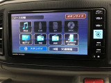 ラジオ、フルセグテレビ、CD再生、DVD再生、SD再生(音楽/動画)、Bluetoothオーディオが使用可能です。詳しい仕様については展示店舗までお尋ねください。