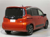U-CARの販売だけでなく、自動車保険・生命保険・携帯電話の販売も行っております