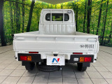 積み下ろしのしやすいデッキにはたっぷりと荷物を積み込んでいただけます。遊びから仕事まで、様々なシーンで頼れます♪