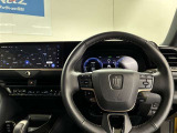 使いやすく運転しやすいレイアウトの運転席周り。