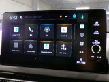 CD、DVD、Bluetooth、AM、FM、AUX、スマートフォン接続ができます。