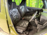 運転席シート廻りは使用感も少なく、良好な状態となっています。丁寧に使われていたことがよくわかりますね。