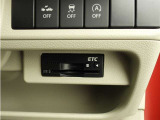 ETC・制度を上手に使って,キャッシュレスで料金所を通過・スマートに時短出来ます。スマートICを乗降出来るのもメリットです!ETCカードはトヨタカードをお勧めいたします!JAF加入もお忘れなく!