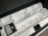 ラゲッジ下にはパンク修理キット搭載されております