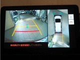 バックガイドモニターで、後方を確認しながら安心して駐車することができます。運転初心者も熟練者も必須の機能ですよ!