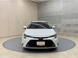 お車購入のポイントとなるフロントマスクです!シャープな目つきが印象的なデザインのヘッドランプです。