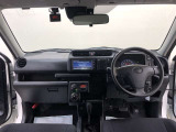 毎日仕事で使い、車内で過ごす時間が長いことを考慮し、シートの座り心地や空調のよさなどを徹底して追求しています!