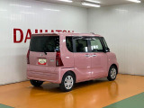 右後ろから
