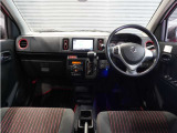 ◆インテリアパネル◆視界広々で非常に運転しやすくロングドライブでも疲れを感じさせないすっきりとまとまったインパネ周りです。