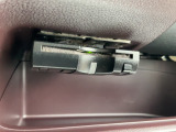 ETC車載器も装備しているので、料金所もスイスイ通過できます。 お財布をひろげる煩わしさも解消です♪