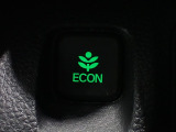 エンジン、エアコンなどを制御し低燃費な『ECONモード』に、また走りを楽しみたいとき、空調など快適性を重視したいときにはスイッチOFFで通常モードに切り替えができます!