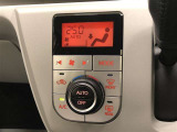【オートエアコン】風量や吹き出し口を調整し、設定した温度に自動的に保ってくれる制御が付いているので、いつでも快適に過ごせます。