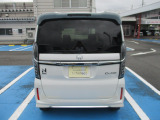 こちらはバックモニターも付いているので、駐車や細い路地の後退にも安心です!