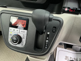 インパネシフトのオートマチック車です。