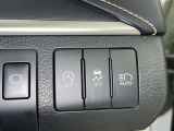 アイドリングストップ機能がついているので、停車時にエンジンを止めて燃料消費を抑えます。環境にもお財布に優しいですね♪