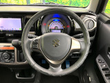【純正革巻きステアリング】上質な革を使用することで、手にしっかり馴染みとても運転しやすいハンドルです♪
