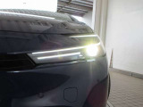 1灯の光源でロービームとハイビームの切り替えが行えるBi-Beam(バイ-ビーム)LEDを採用しています♪
