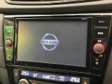 【大画面ナビ】人気の大型10インチナビを装備。存在感のある大画面はインパクト大!ナビ利用時のマップ表示は見やすく、テレビやDVDは臨場感がアップ!いつものドライブがグッと楽しくなります♪