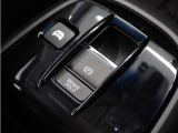 ◆オートブレーキホールド機能付き電子パーキングブレーキ◆ブレーキペダルを足から離しても停車状態を保ちます。アクセルを踏めば自動でブレーキが解除され、発進可能!