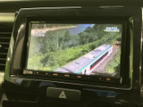 停車中には、お気に入りの番組や映像を楽しめます。休憩時間や待ち時間に、リラックスした時間を過ごせるのが嬉しいポイントです。