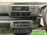 快適にお乗りいただくために、外装を美しく仕上げるだけではなく、内装も細部にいたるまで徹底した清掃・洗浄を実施しております。