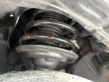 お車を安心してお乗りいただく為には、足回りの定期点検が欠かせません。サービスサポート(有償保証)では無料点検もご提供しており、安心のカーライフをお過ごしいただけるサポート体制が整っています。