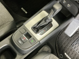 発進時から滑らかに加速する無段階変速のCVTはストップ&ゴーの多い街の中も快適です